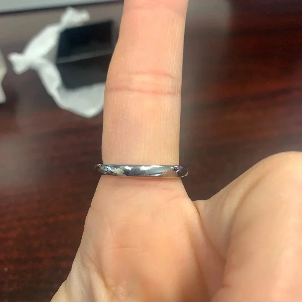 Avon Emmy cocktail ring with gemstone accents sz 10 aquamarine silver tone